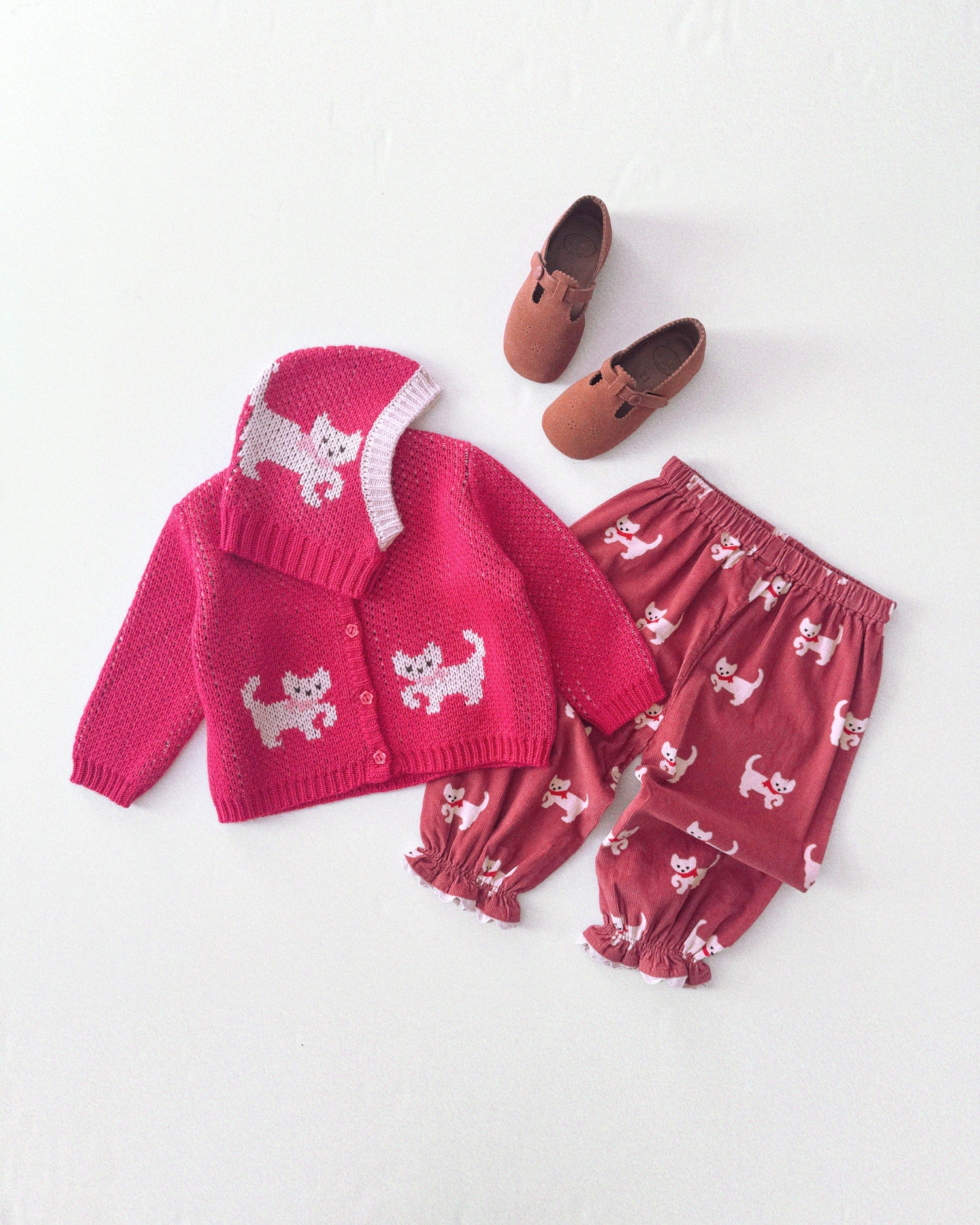 Hello Simone Baby Jeannette Cardigan - Kitty Cherry model