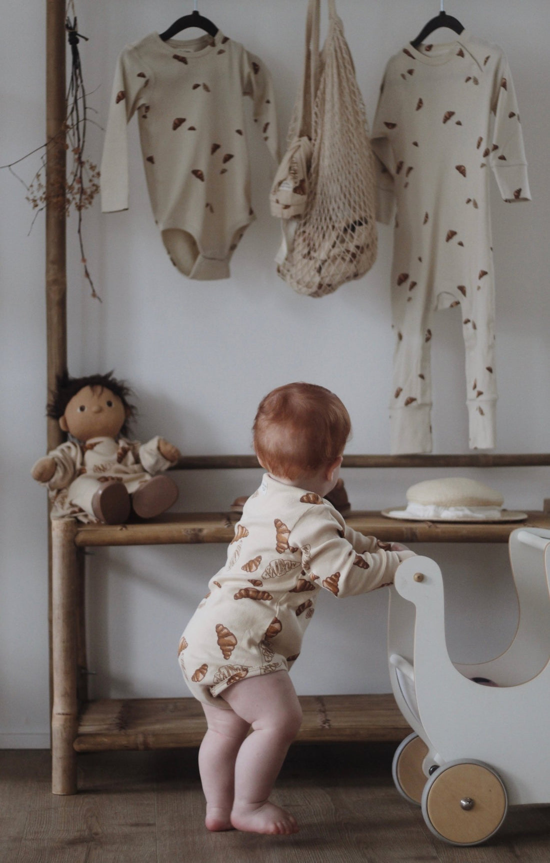 VACVAC Kurt Bodysuit LS – Croissant Big | Organic Baby Bodysuit VACVAC