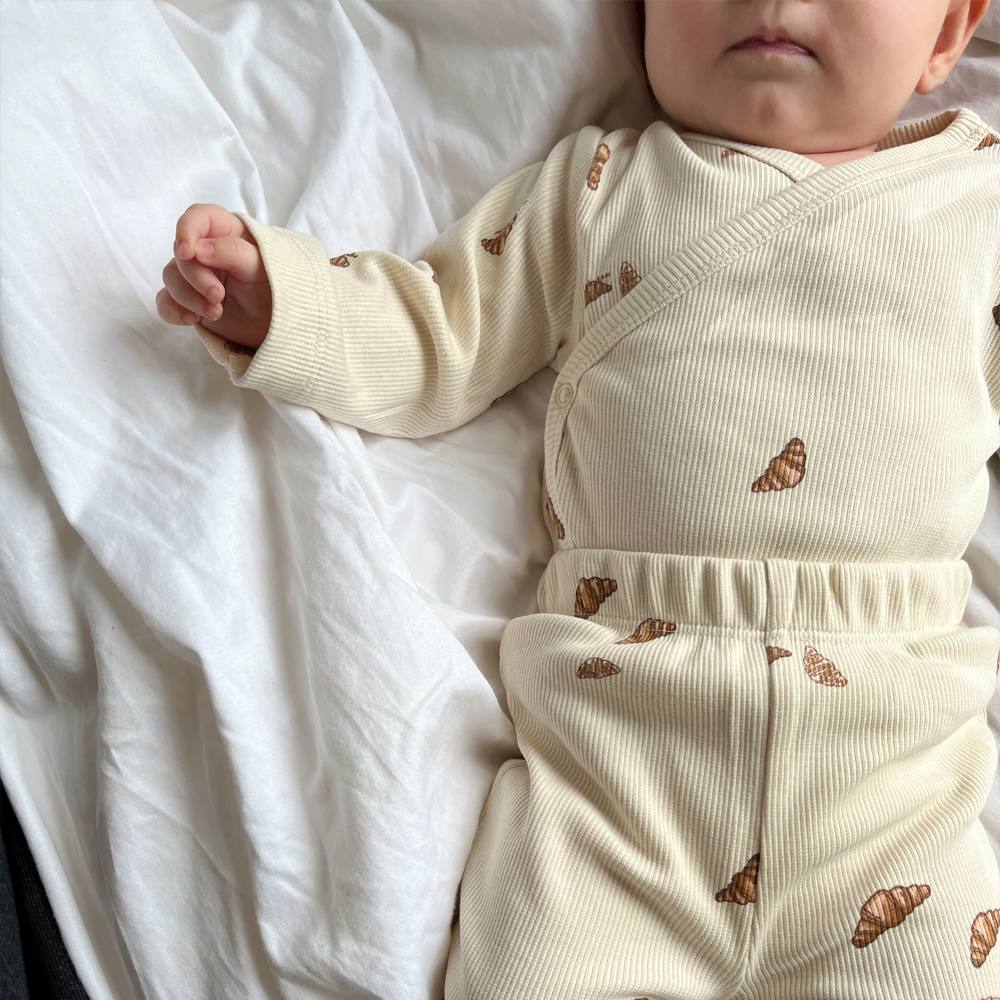 VACVAC Toulon NB Crossover Bodysuit LS – Croissant Mini | Organic Baby Bodysuit VACVAC