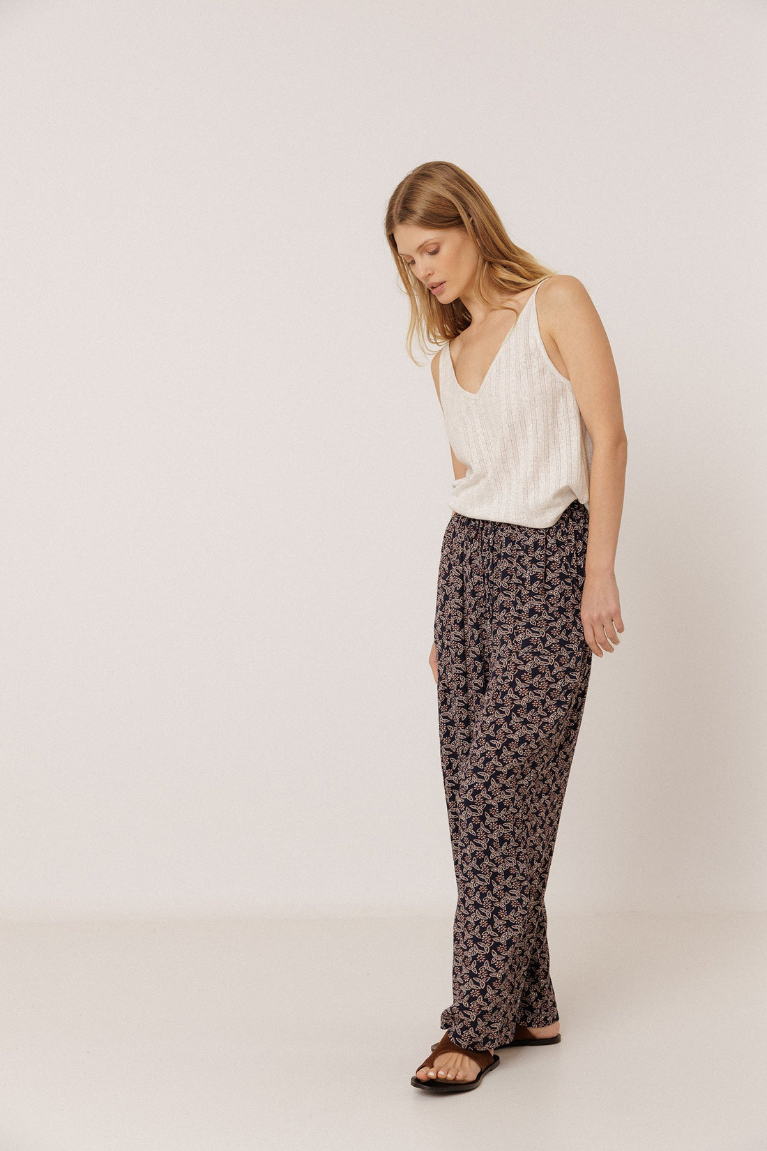 Indi &amp; Cold PANTALÓN ESTAMPADO FLUIDO
